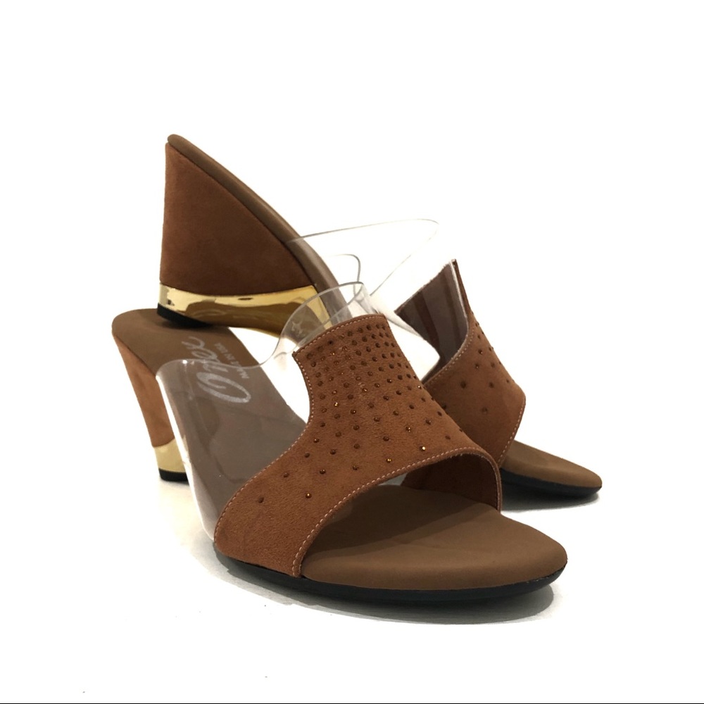 Sexy elegant casual Italian made woman’s mid heel